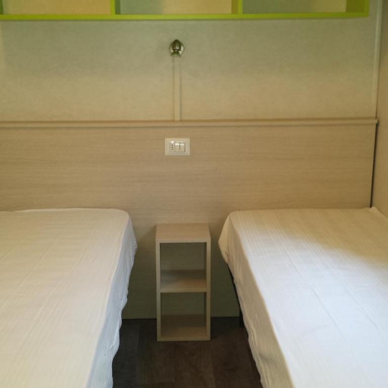 Campeggio Amici di Lazise - Casa Mobile con 3 Camere da Letto - 6