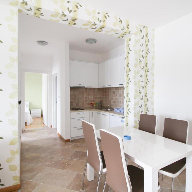 Apartmani Svetionik - Apartman sa Pogledom na More - 1