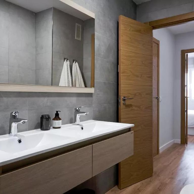 Luxury Apartment Merced by Nagoa Homes - Superior Apartment - 12