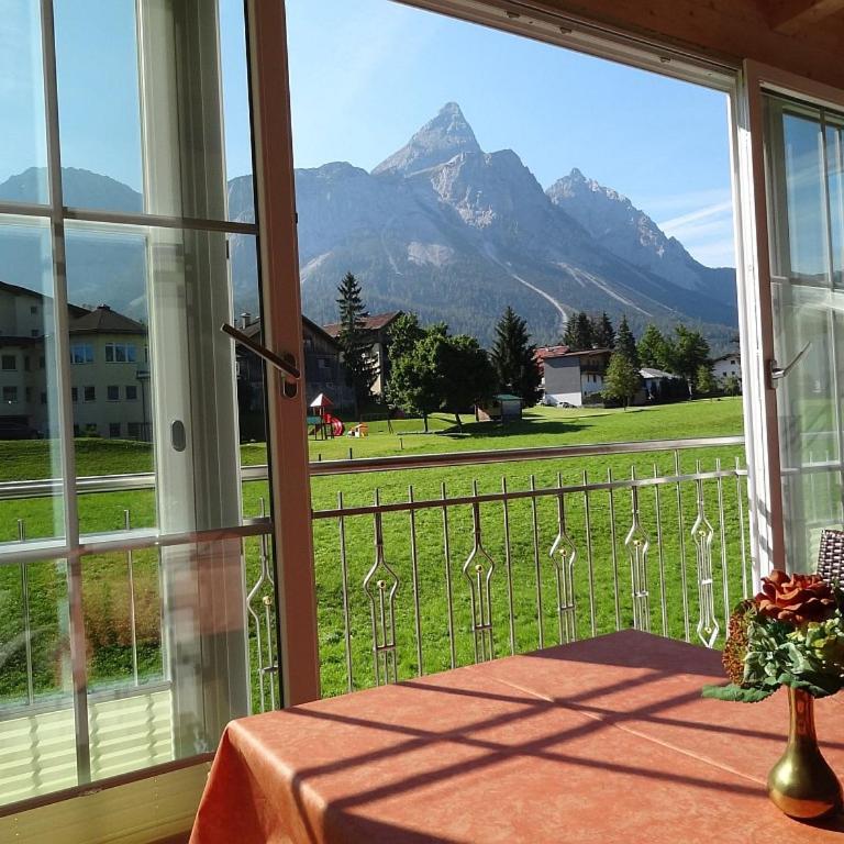 Appartements Loisachpromenade - Penthouse mit Blick auf die Berge - 6