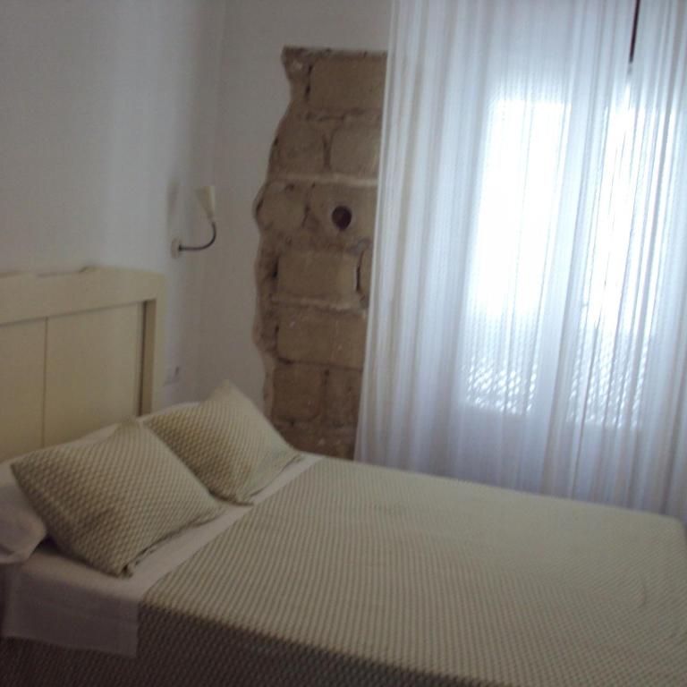 Hostal Fenix - Habitación Doble - 1 o 2 camas - 5