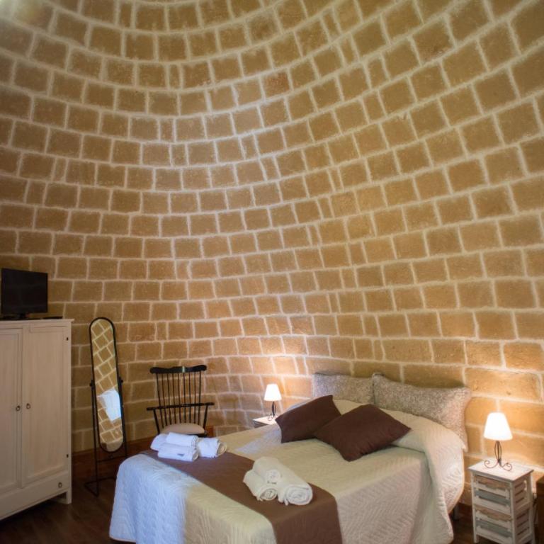 Grandi Trulli Bed & Breakfast - Trullo su 2 Livelli con 2 Camere da Letto - 2