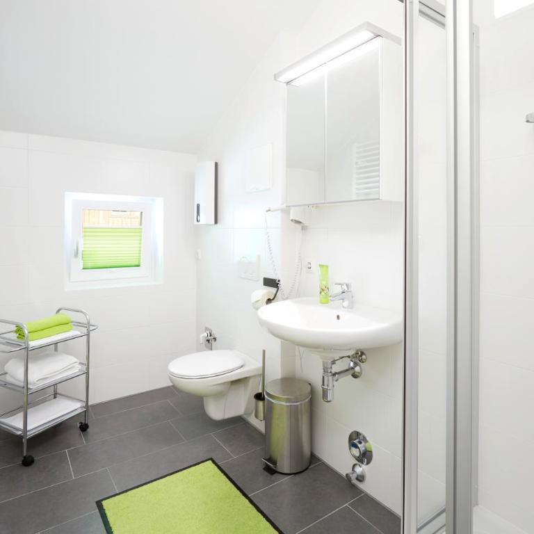 Good Rooms GmbH Bad Ischl - Doppelzimmer mit Küchenzeile - 2