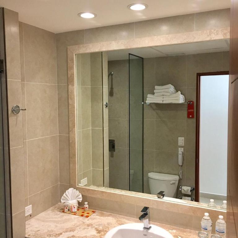 Ambiance Suites - Standard Suite - 17