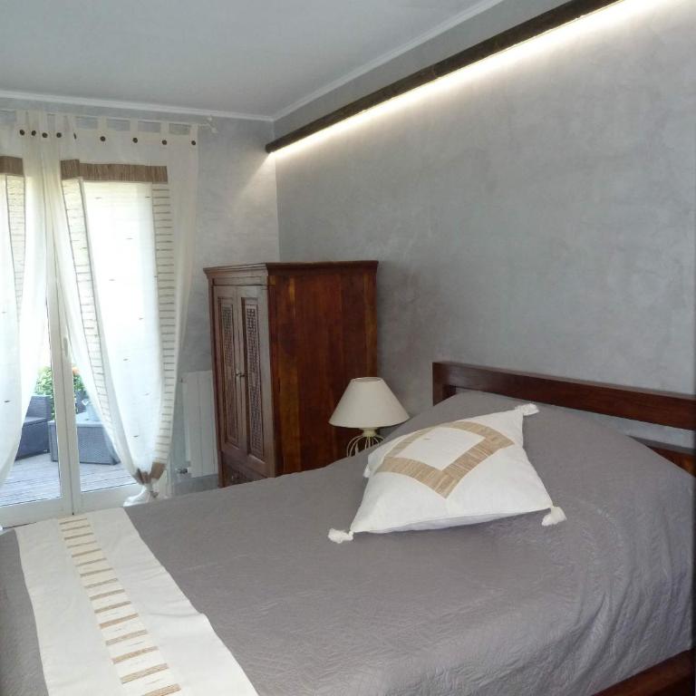 Les Bambous B&B - Deluxe Doppelzimmer mit Poolblick - 27