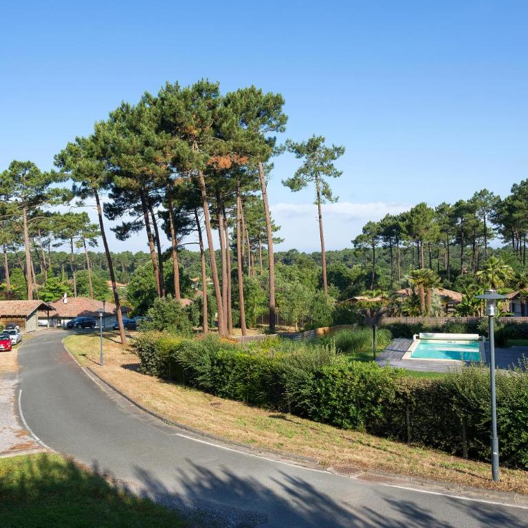 Madame Vacances Villas La Prade - Villa 3 Chambres (6-8 Adultes) - 1