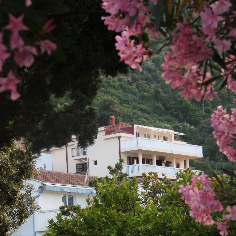 Villa Boka Sunrise Apartments - Studio Apartment with Sea View - 16