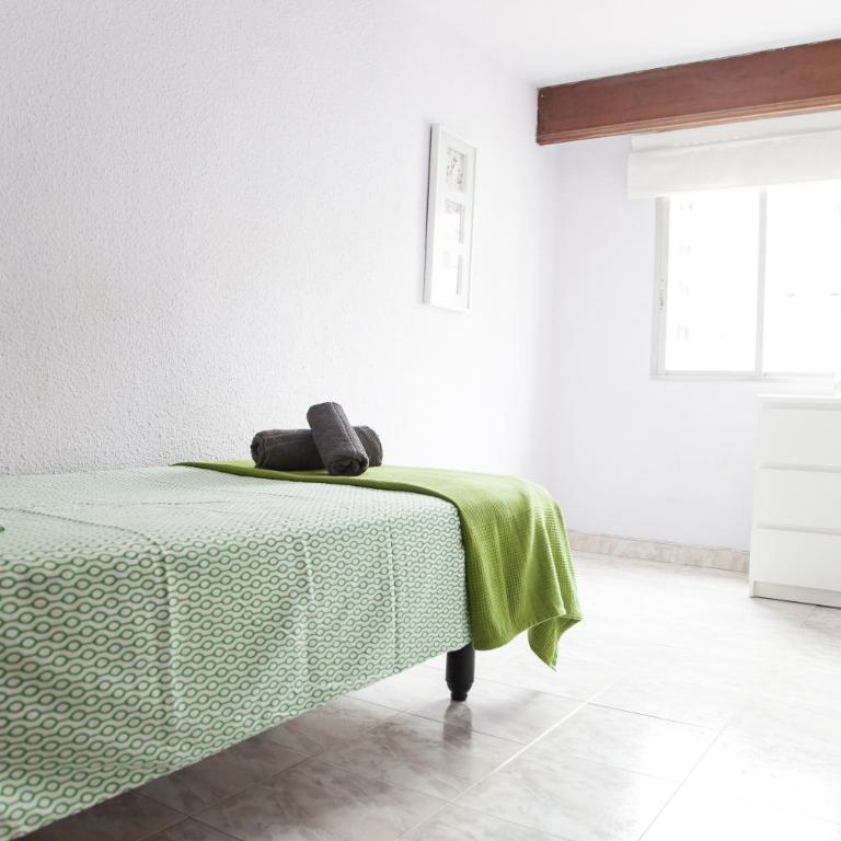 Apartamento Cardenal - Three-Bedroom Apartment - 14