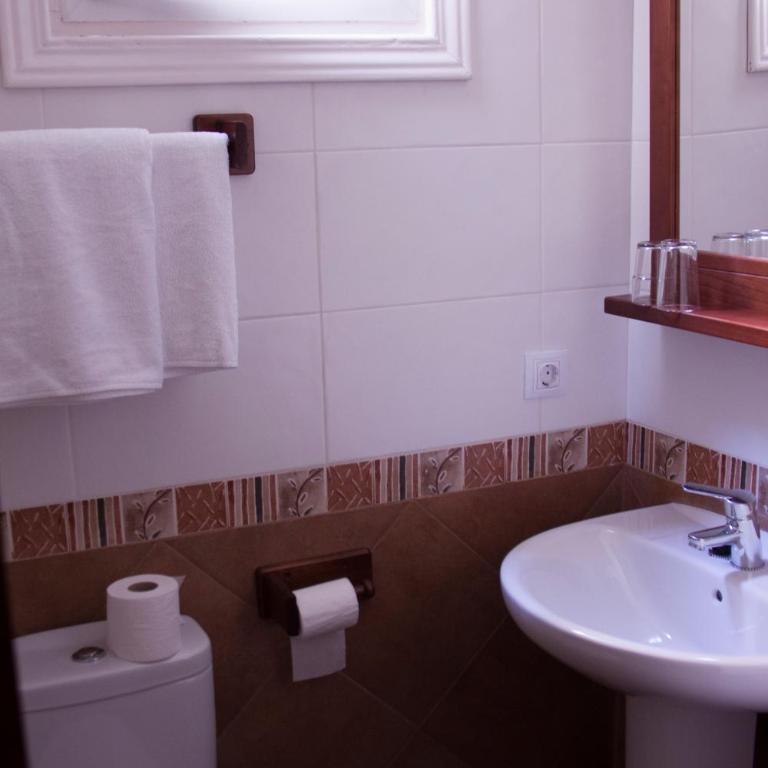 Hostal El Pilar - Single Room - 12