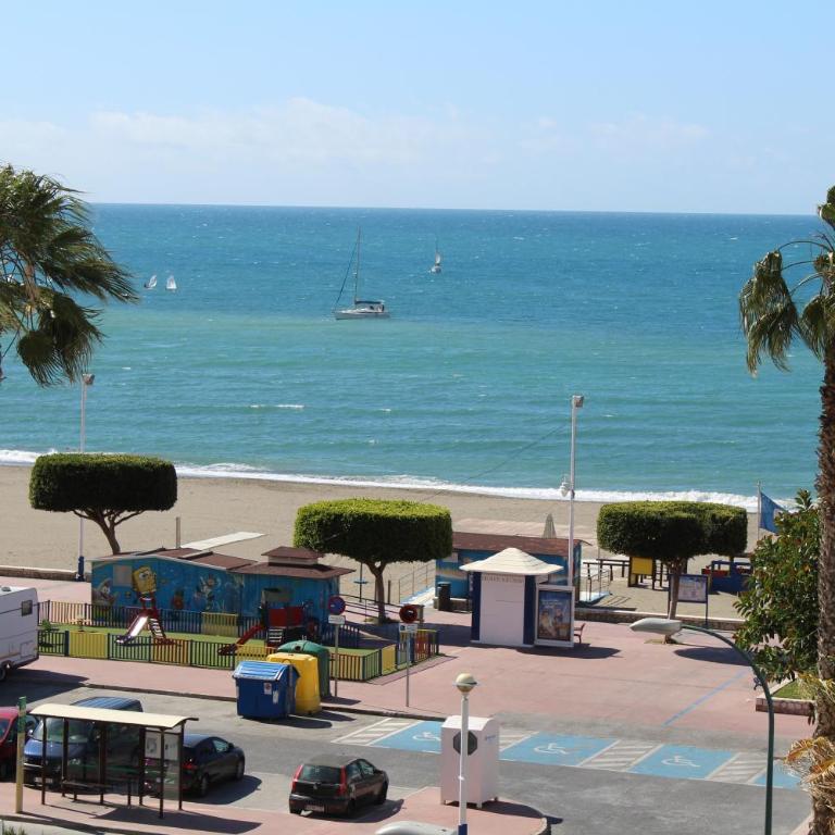 Playa Virginia Malaga Beach - Apartamento con vistas al mar - 2