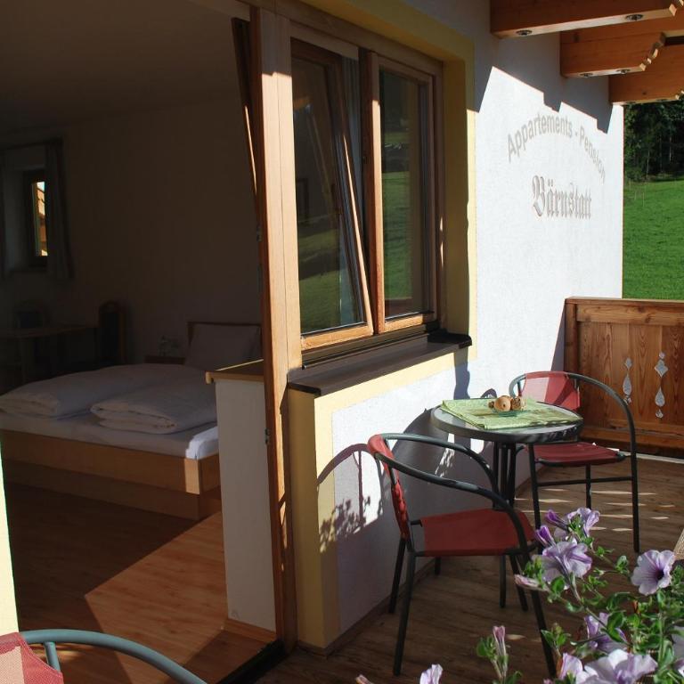 Berggasthof Bärnstatt - Doppelzimmer mit Terrasse - 1