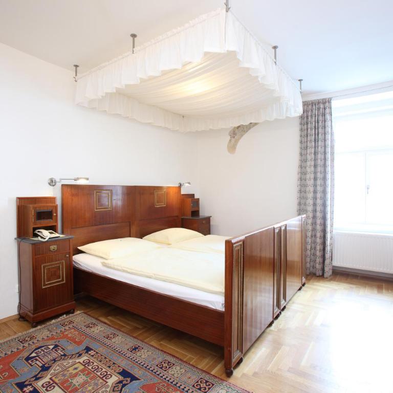 Hotel Post Karlon - Suite mit Whirlpool - 12