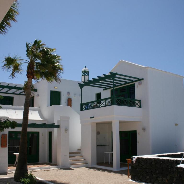 Apartamentos las Acacias - One-Bedroom Apartment - 14