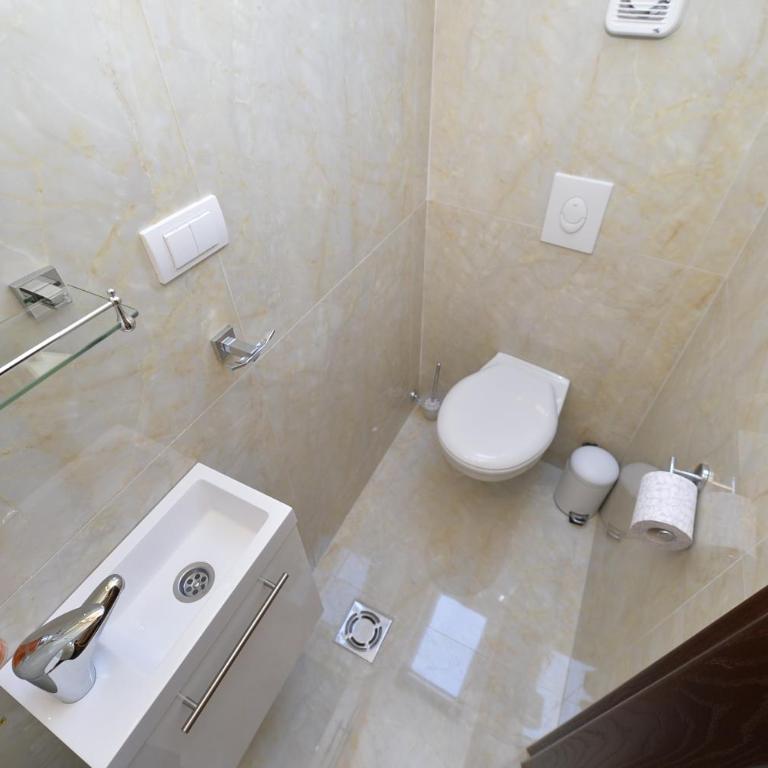 Palazzo Max and Alex Apartments - Suite with City View - 26