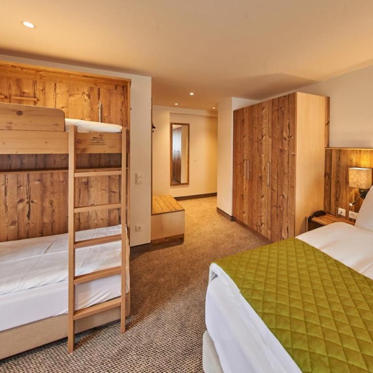 Alpenhotel Wurzer - Triple Room - 12