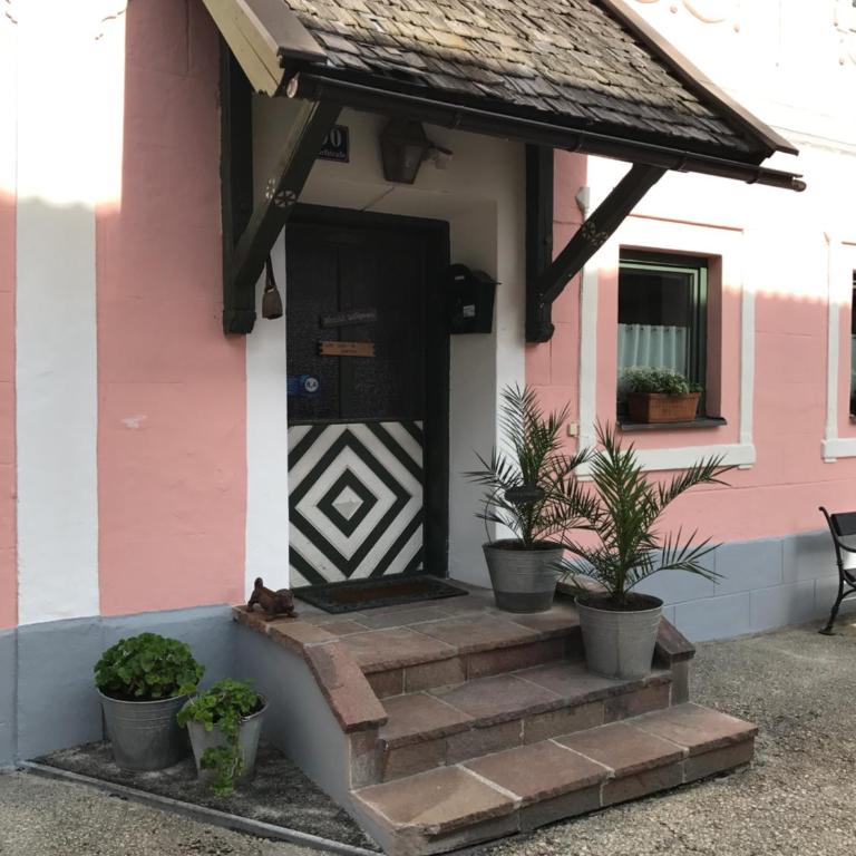 Pension Brixen im Thale - Doppelzimmer mit Gemeinschaftsbad und -WC - 1