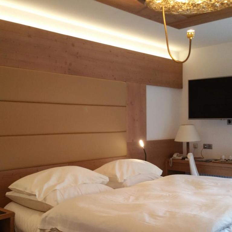 Hotel Vergeiner - Deluxe Dreibettzimmer - 12