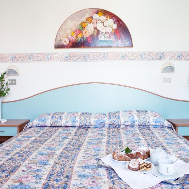 Hotel Villa Gori - Camera Familiare - 1