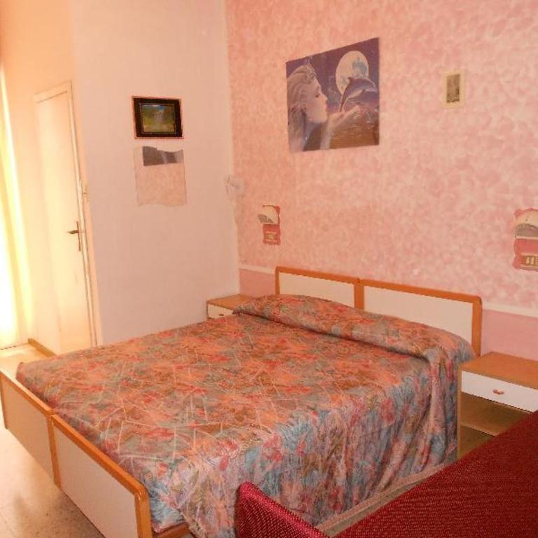Hotel Vevey - Triple Room with Balcony - 7