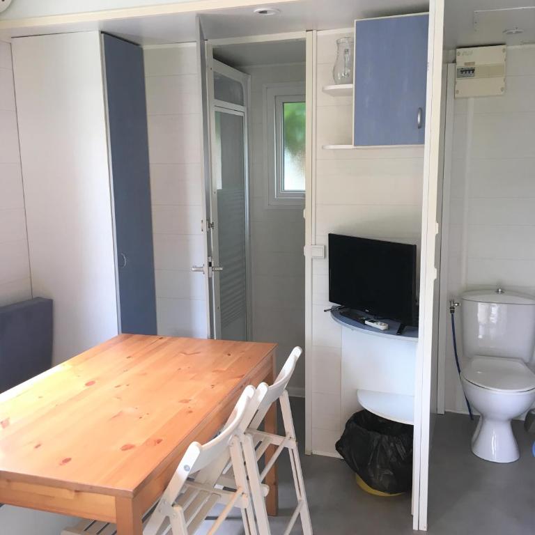 Camping Le Parc des Monges - Mobile Home 1 Chambre - 11