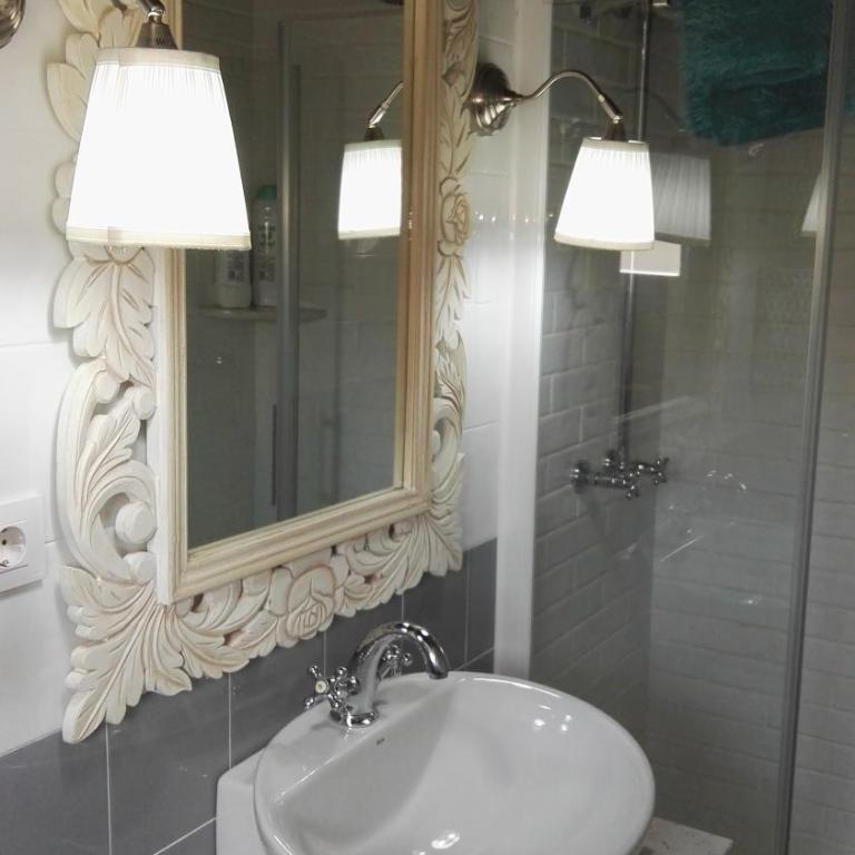 Alojamiento San Juan Bautista - Double Room with Private Bathroom - 4