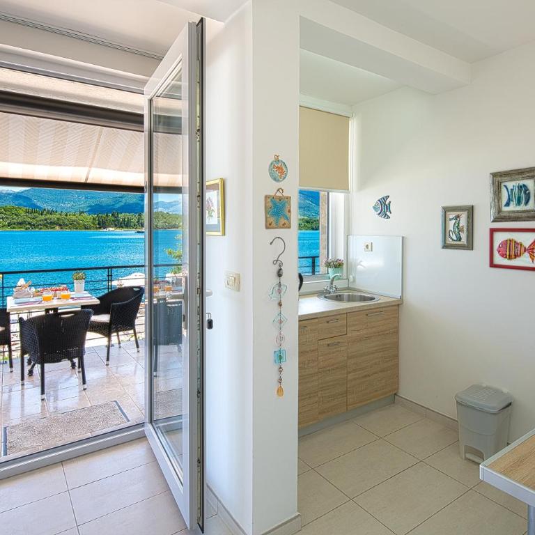 Aruba Apartments - Apartman s 1 Spavaćom Sobom, Pogledom na More i Terasom - 2