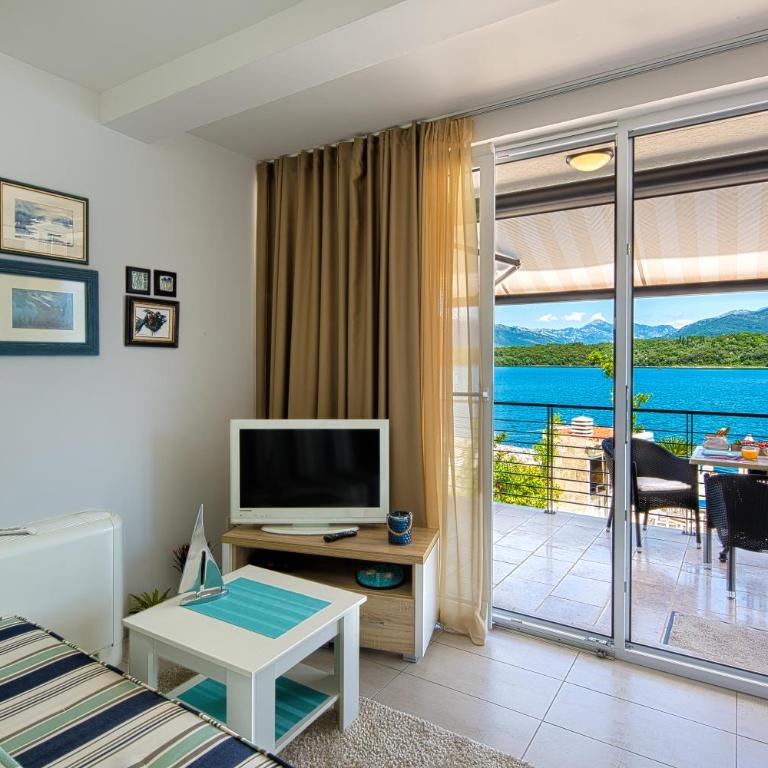 Aruba Apartments - Apartman s 1 Spavaćom Sobom, Pogledom na More i Terasom - 1