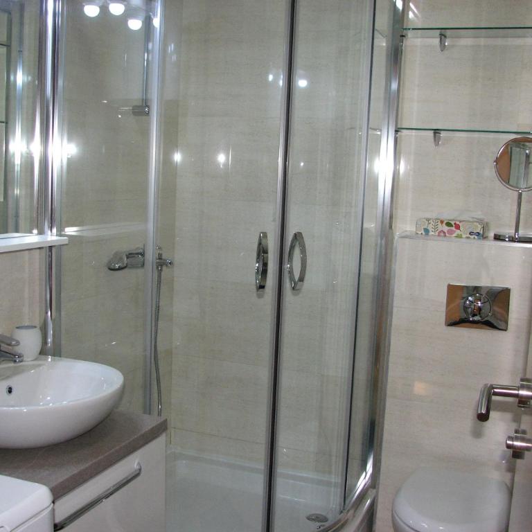 Apartment B&S - One-Bedroom Apartment with Balcony - 79