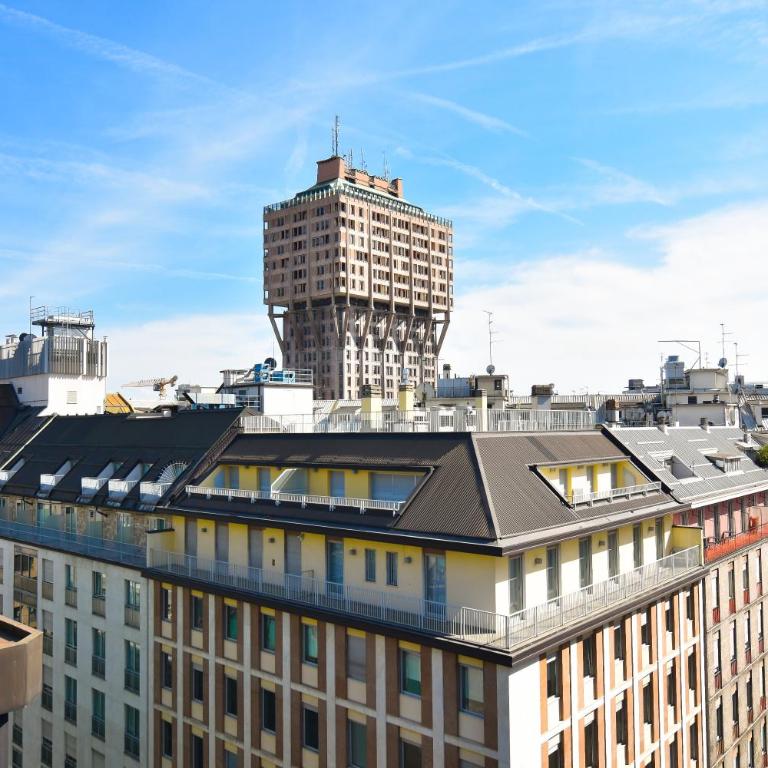 Suite Milano Duomo - Grande Chambre Double avec Balcon - Vue sur Ville - 6