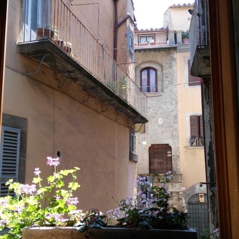 CASA ANNIO Holiday Viterbo - Appartamento Familiare con 1 Camera da Letto - 31