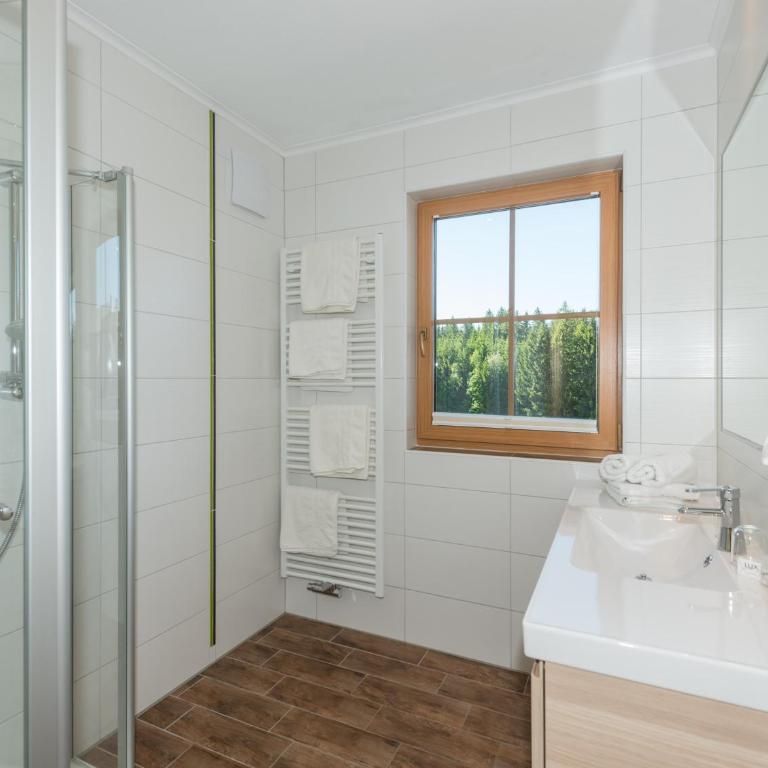 Blasbichlerhof - Familienzimmer mit Balkon - 1