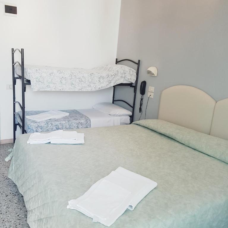 Hotel Amados - Double or Twin Room - 3
