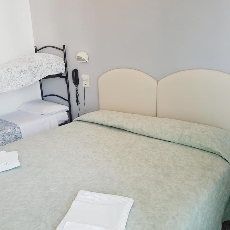 Hotel Amados - Triple Room - 4