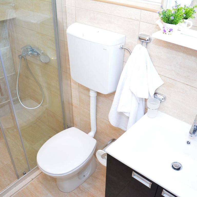 Apartments Harmonia - Dvokrevetna Soba sa Bračnim Krevetom i Pogledom na More - 6