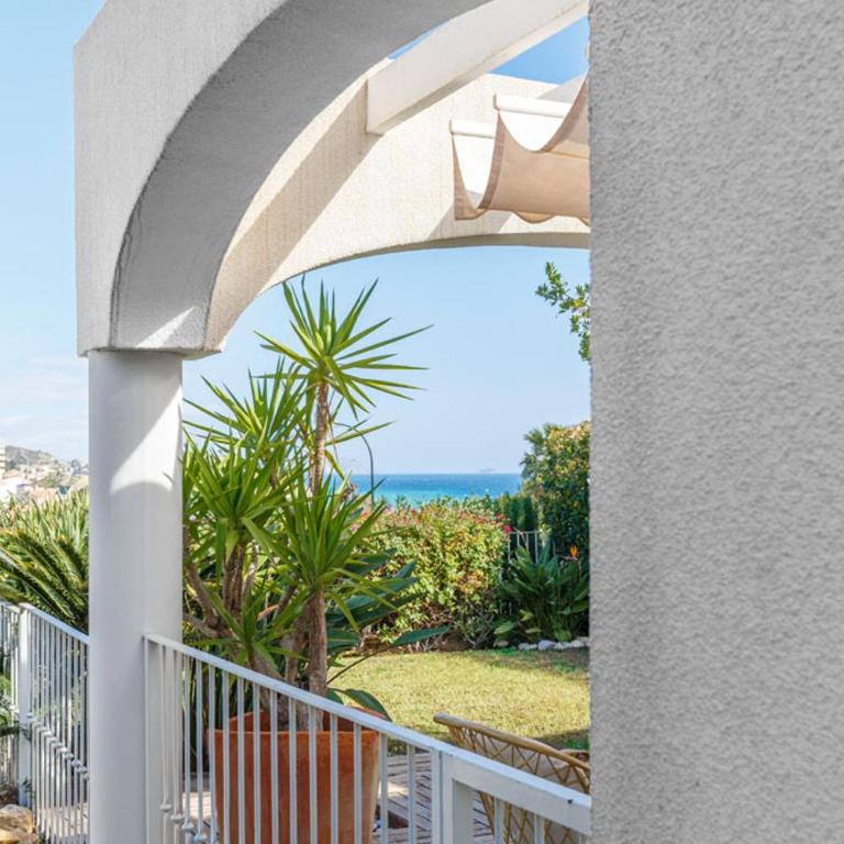 Bright villa with salt water pool - Villa con piscina privada - 35