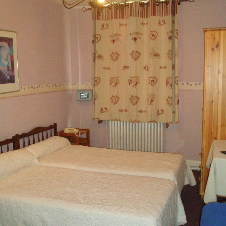 Hotel des Alpes - Chambre Double ou Lits Jumeaux Standard - 1