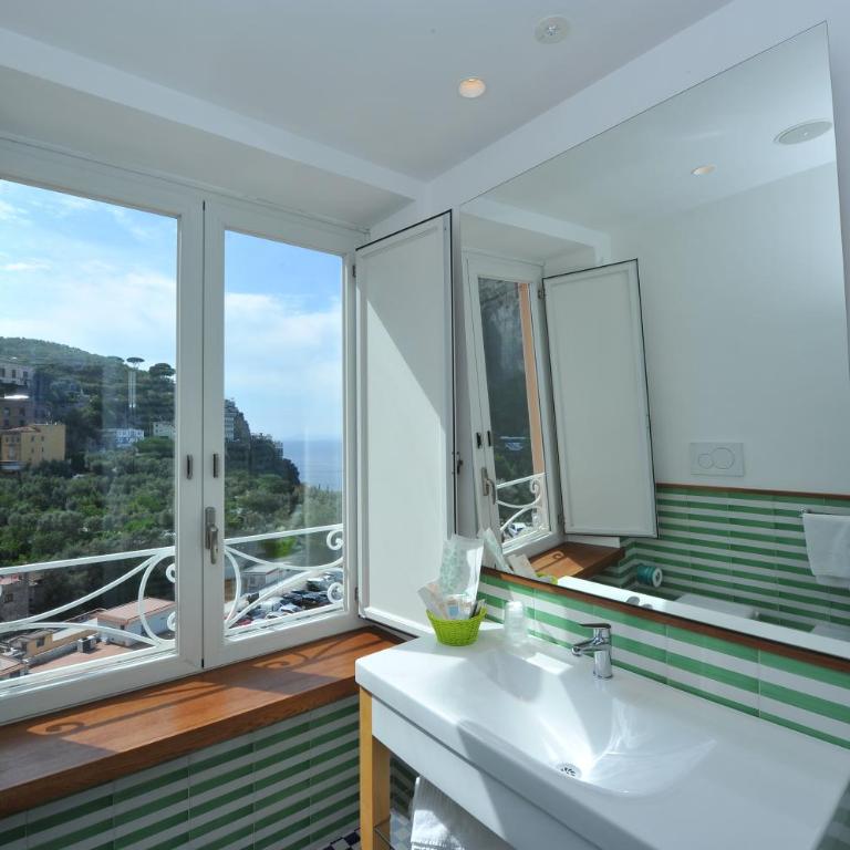 Maison Lauren - Camera Deluxe Matrimoniale/Doppia con Letti Singoli con Vista Mare - 6