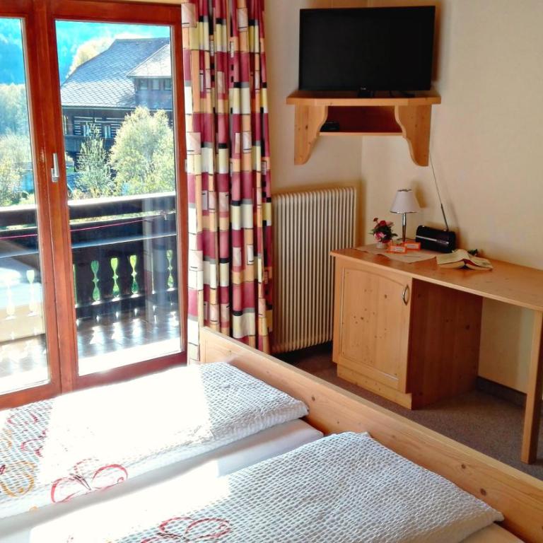 Pension & Ferienwohnung Sonnleiten - Doppelzimmer mit Balkon - 4