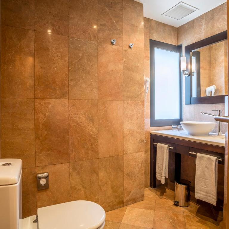Eurostars Monumental - Double or Twin Room - 3