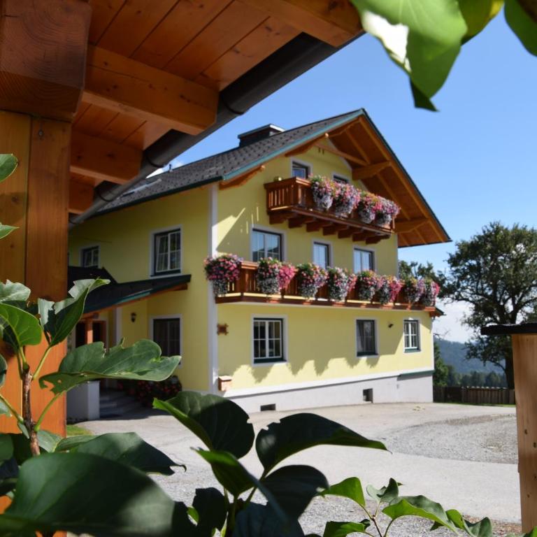 Huberhof im Almenland - Apartment mit 2 Schlafzimmern und Terrasse - 1