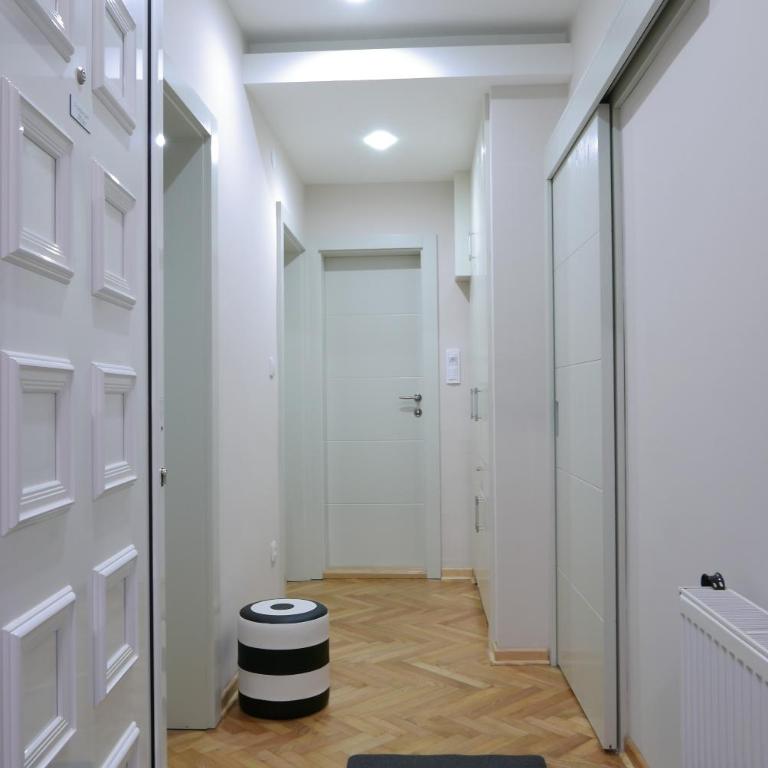 Apartment Zavičaj - Two-Bedroom Apartment - 8