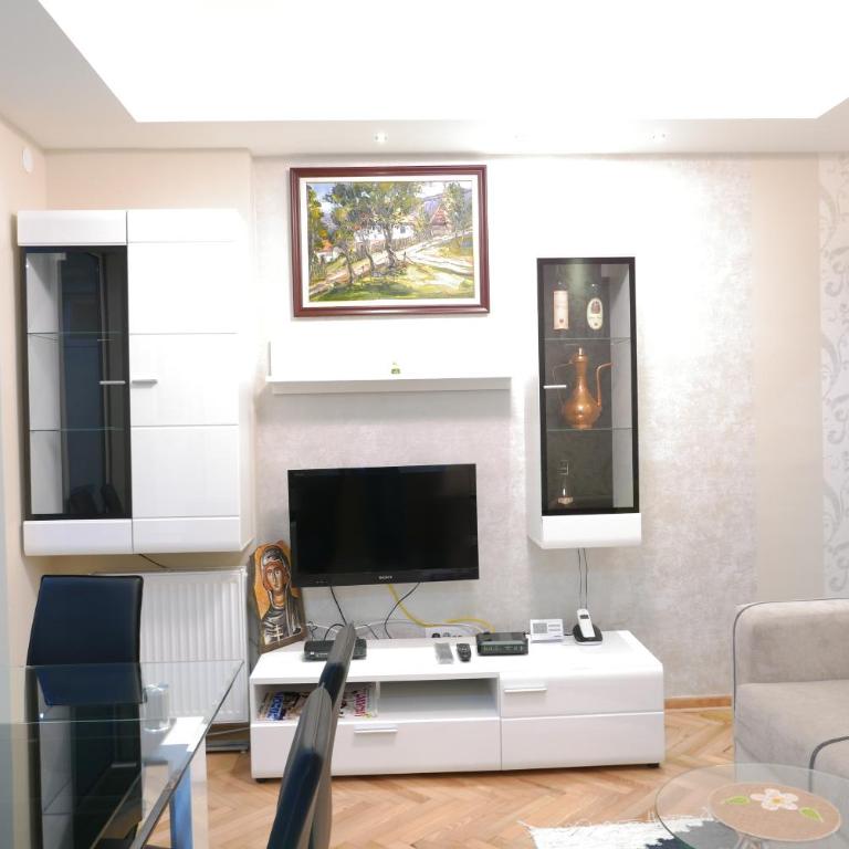 Apartment Zavičaj - Two-Bedroom Apartment - 12