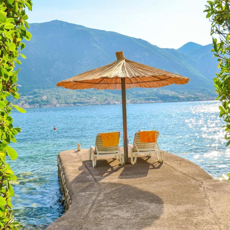 La Grande Apartments - One-Bedroom Apartment with Terrace and Sea View - 11