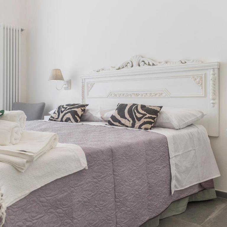 Incentro - Double Room with Balcony - 6