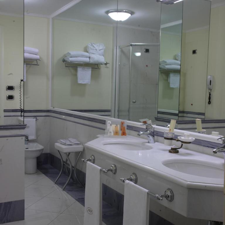 Palazzo Alabardieri - Junior Suite con Vasca Idromassaggio - 2