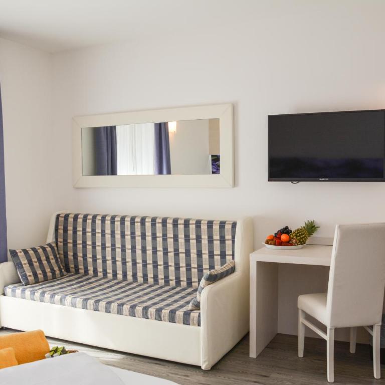 Maso Agritur Santa Lucia - Triple Room with Balcony - 4