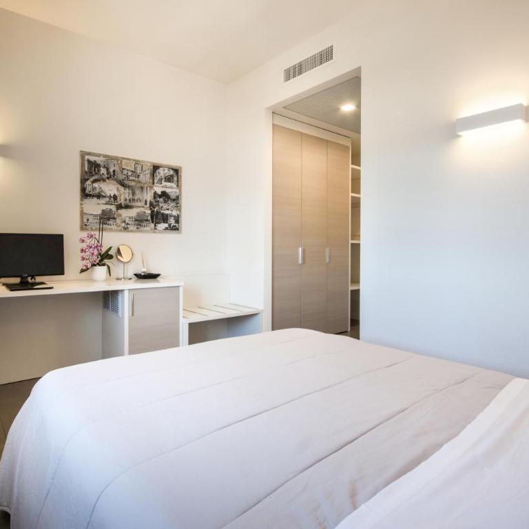 Il Gallo Bianco - Deluxe Double Room - 9