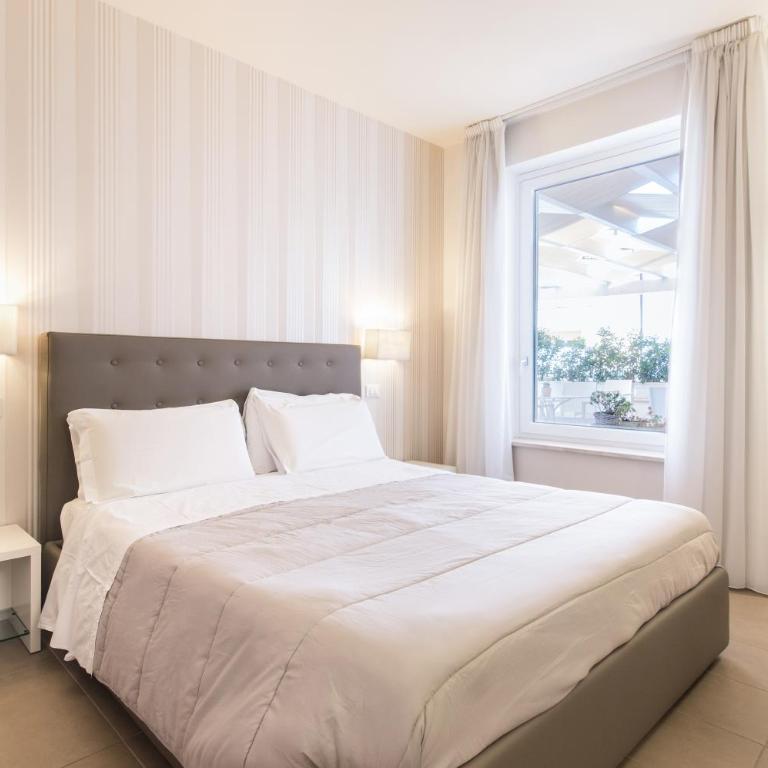Il Gallo Bianco - Deluxe Double Room - 11