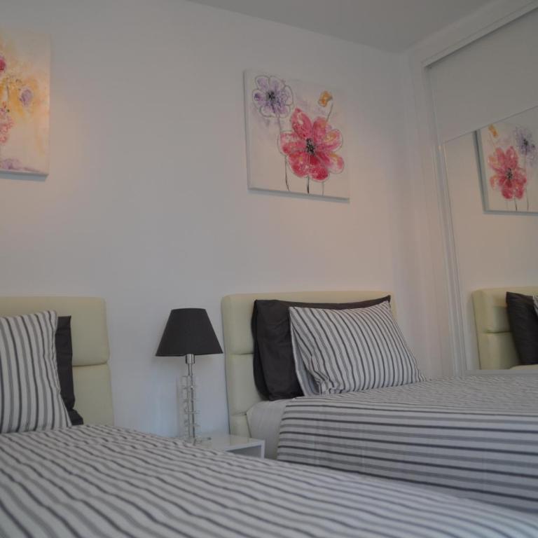 Los Gracioseros 118 & 202 - Apartment - Ground Floor - 11