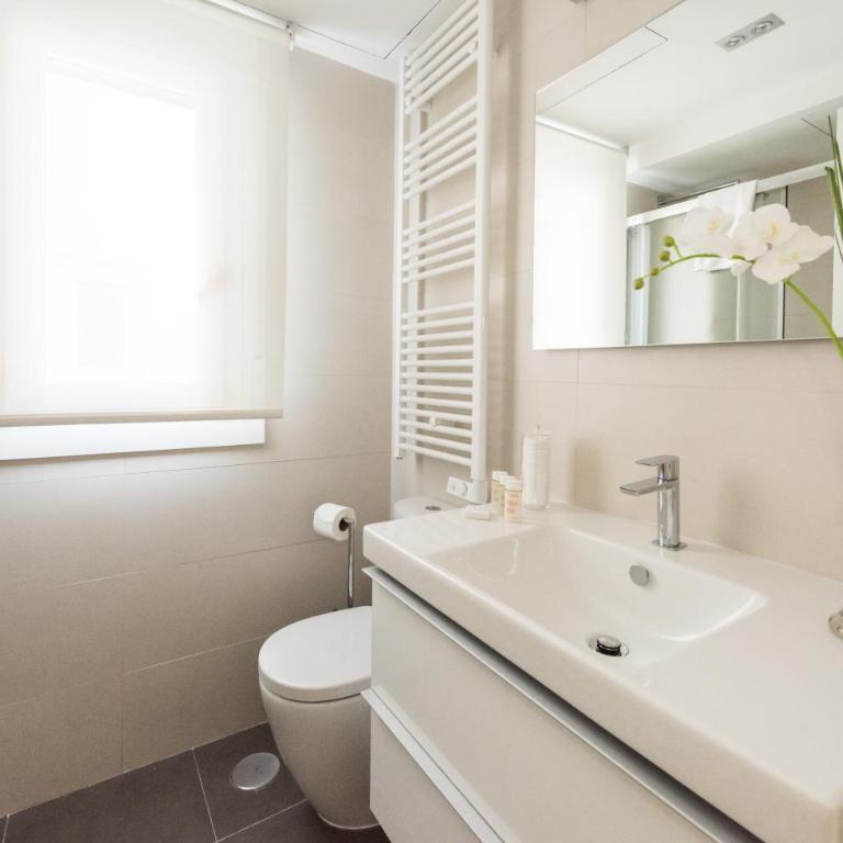 Atocha Boutique - Barrio de las Letras - Apartamento Superior - 70